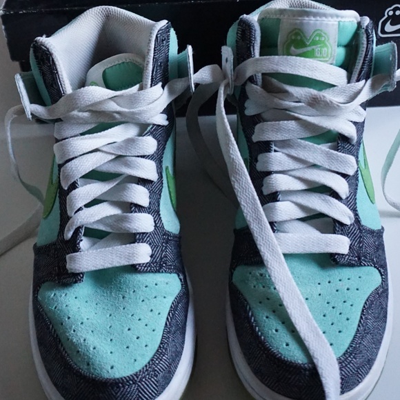 NIKE | WOMEN'S NIKE DUNK HIGH 6.0 'MINT' - Picture 2 of 8